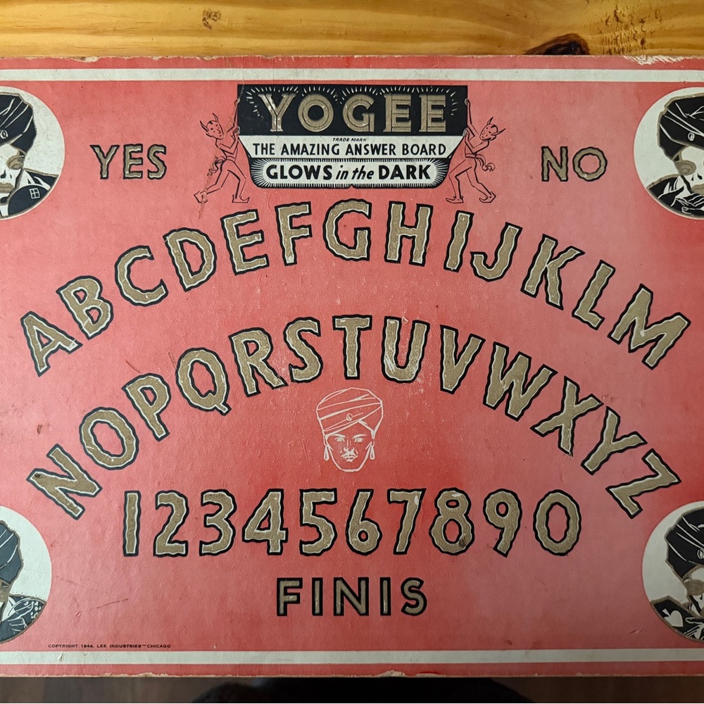 RARE 1944 Yogee The Amazing Answer Board Glows In The Dark Vintage Ouija Board